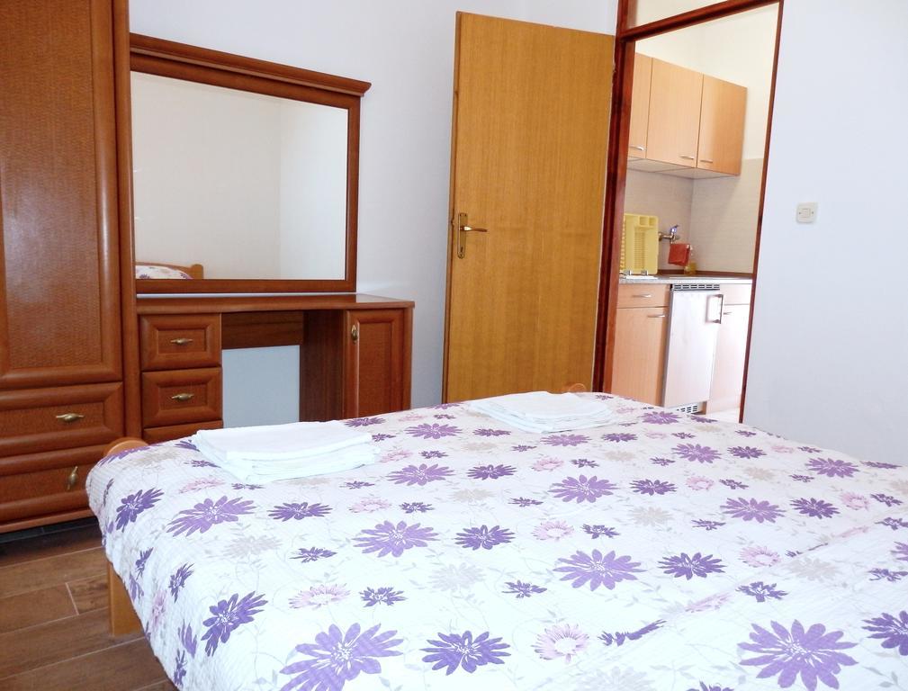 Apartments Idila เมดูลิน ภายนอก รูปภาพ
